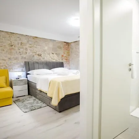 Lions Luxury 4* 스플리트